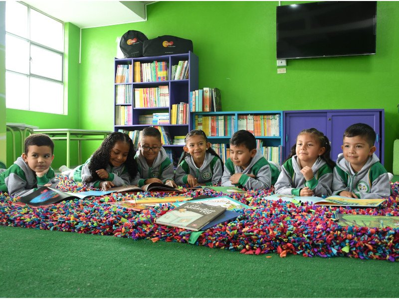 Niños en actividades recreativas