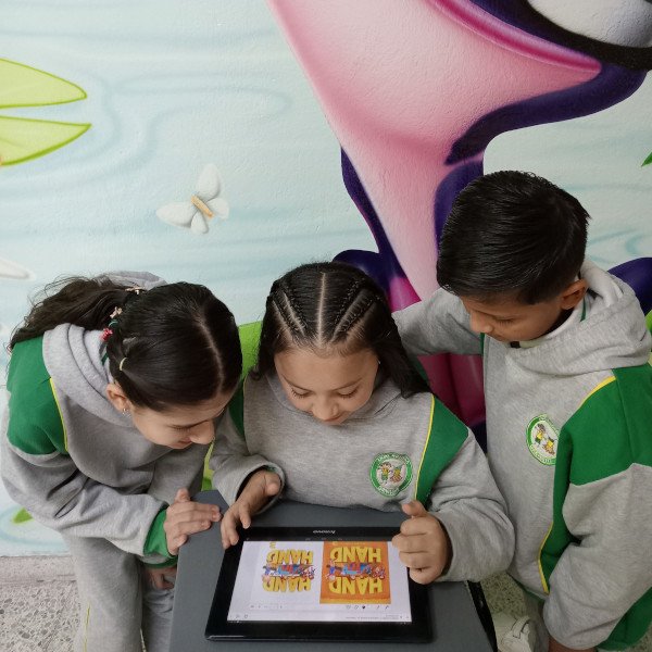 Smart Class — plataforma de aprendizaje virtual para el Liceo Moderno Grinbehy